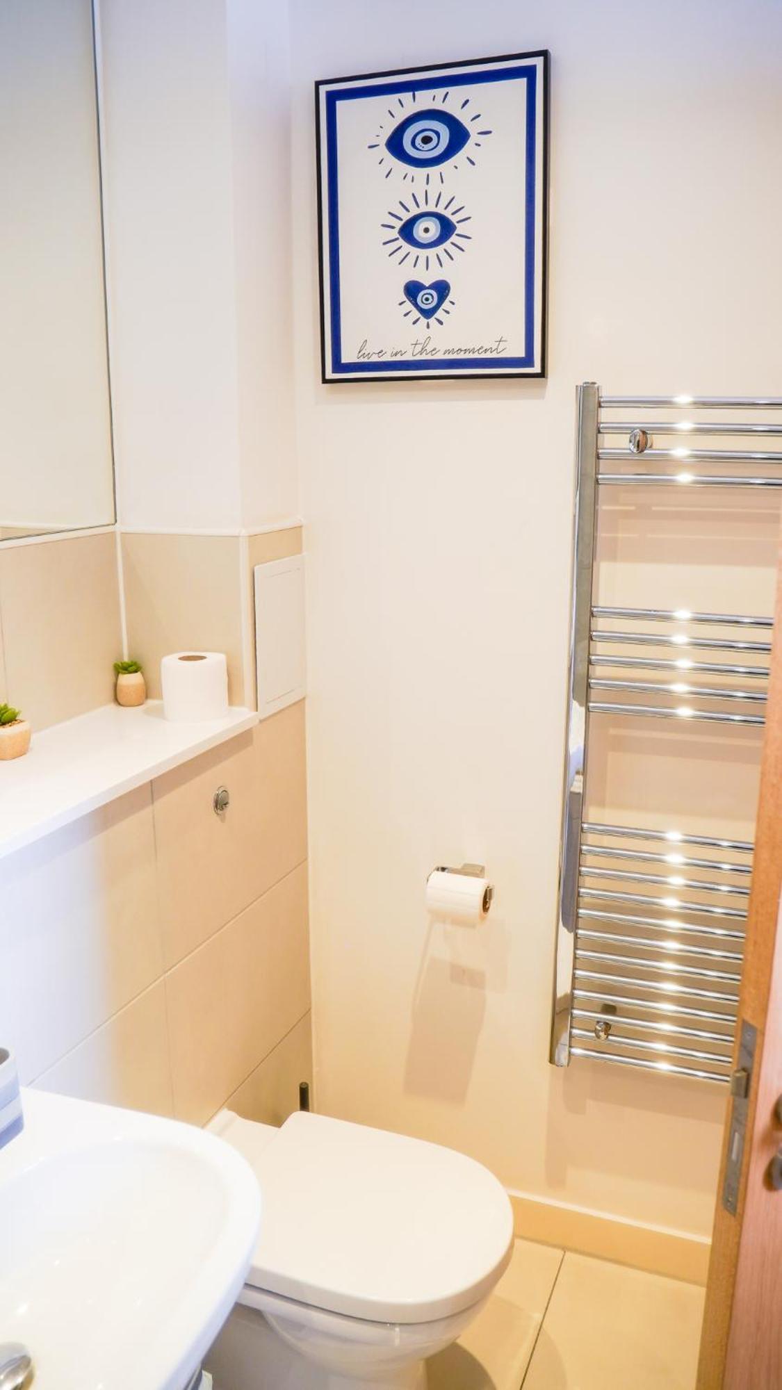 Manchester City Centre Apt With Balcony & Free Parking - Including Free 1-Hour Late Check-Out For Bookings On The 29Th 31St May, Justeat Voucher For 2-Night Stays Minimum! Buitenkant foto